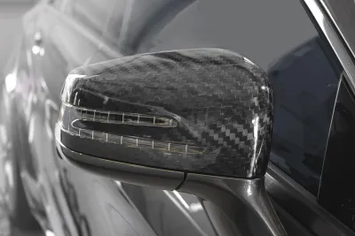 Mercedes-Benz - CLS